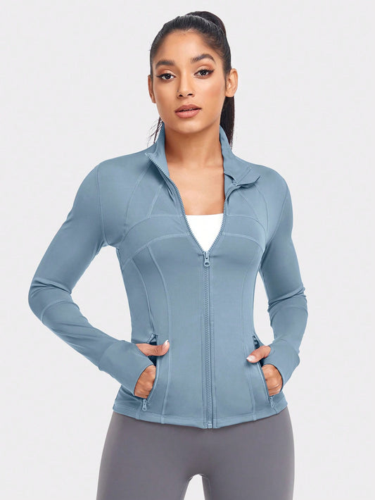 VUTRU Women's Sports Jacket With Double Pockets, Zipper Pocket And Thumb Hole Design Compression Shirt